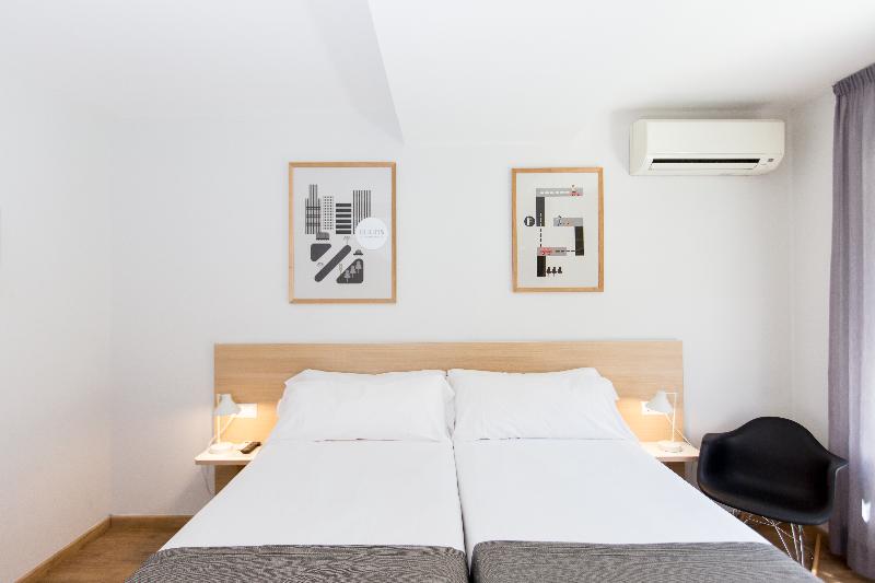 اتاق استاندارد سه نفره, Rooms Ciencias