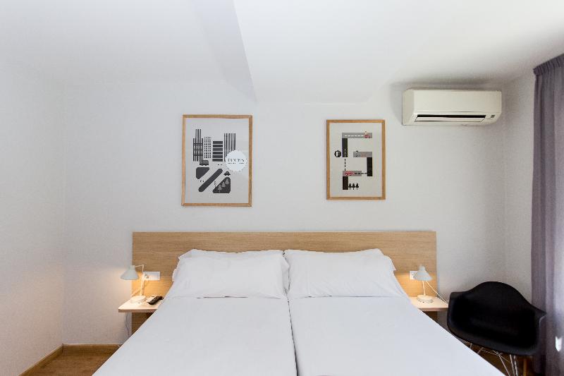 اتاق استاندارد سه نفره, Rooms Ciencias