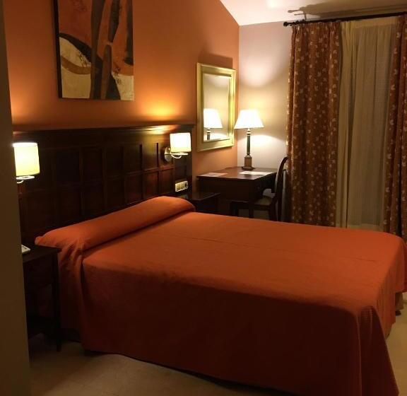 수피리어 룸, Sierra Hidalga