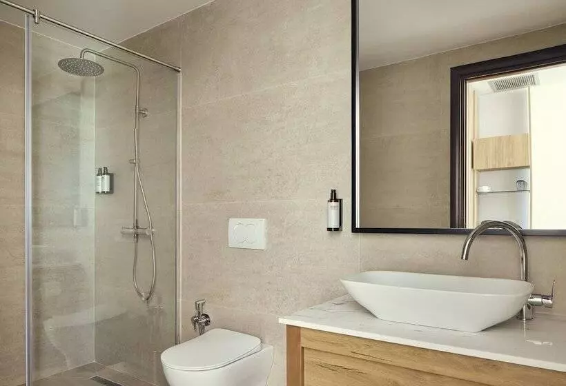 سوییت جونیور, Sol Tropikal Durres