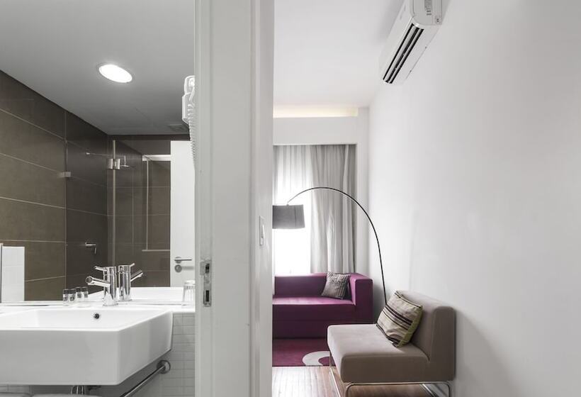 جناح جونيور, Tivoli Maputo