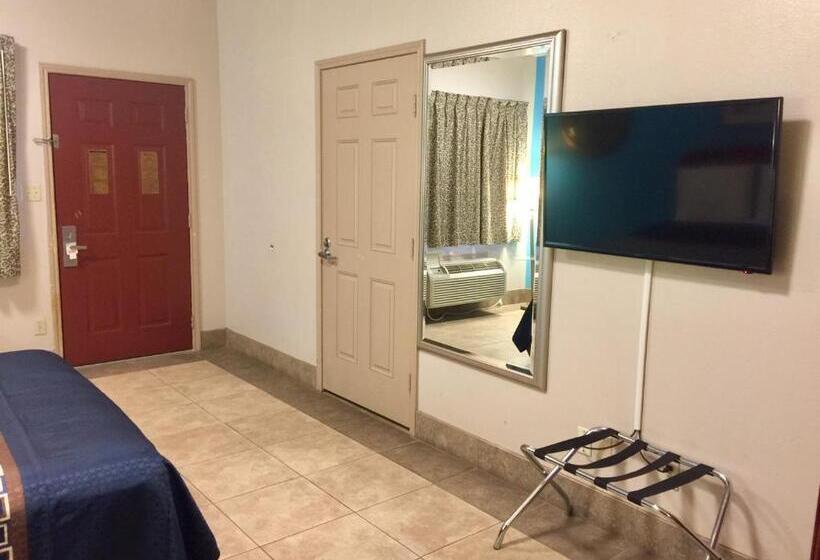 스탠다드 룸 킹사이즈 침대, Texas Inn And Suites City Center At University Dr