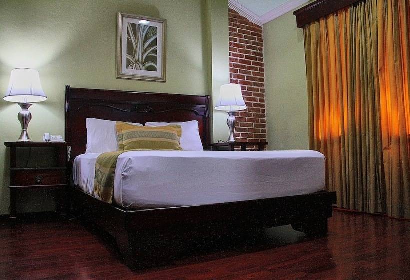 اتاق اجرایی, Platino Hotel & Casino