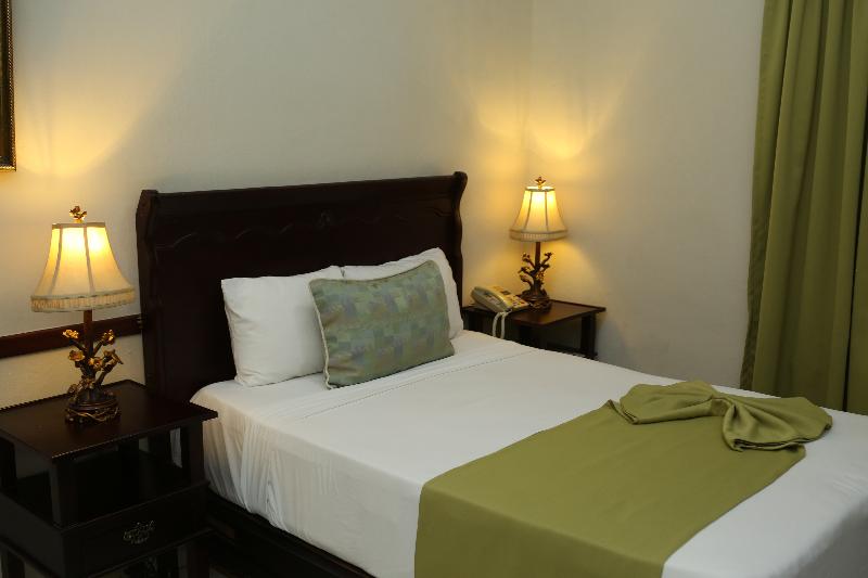 Executive Kamer, Platino Hotel & Casino