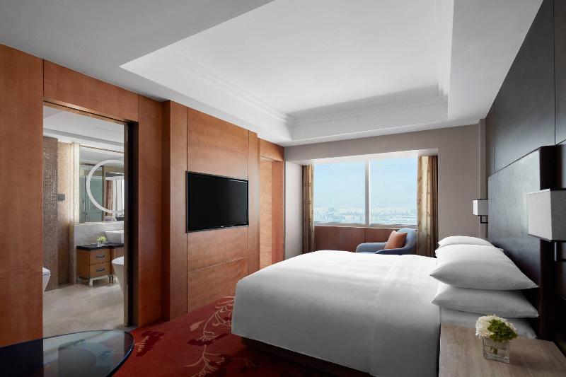 Deluxe Junior Suite, Platino Hotel & Casino