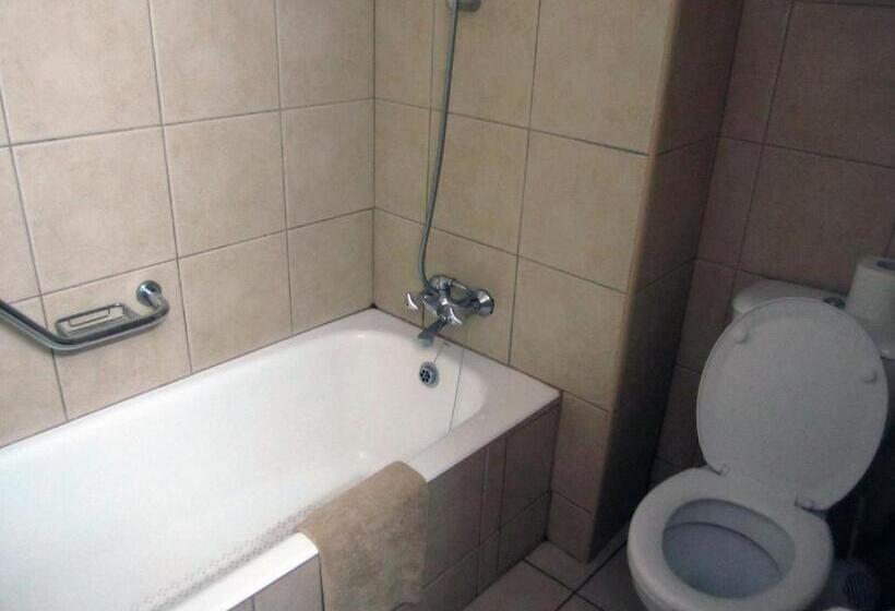 Апартаменты 1 Спальня, Senator Hotel Apartments Adults Only