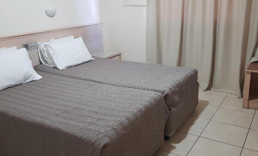 Апартаменты 2 Спальни, Senator Hotel Apartments Adults Only