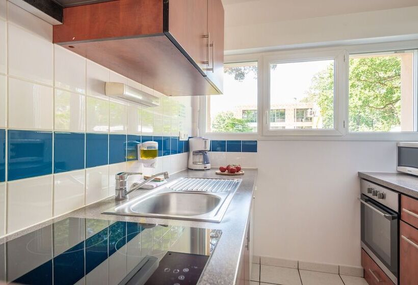 Апартаменты 2 Спальни, Comfort Aparthotel Nantes La Beaujoire