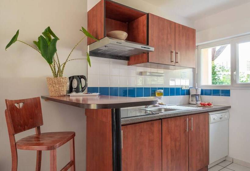 带2个卧室的公寓, Comfort Aparthotel Nantes La Beaujoire