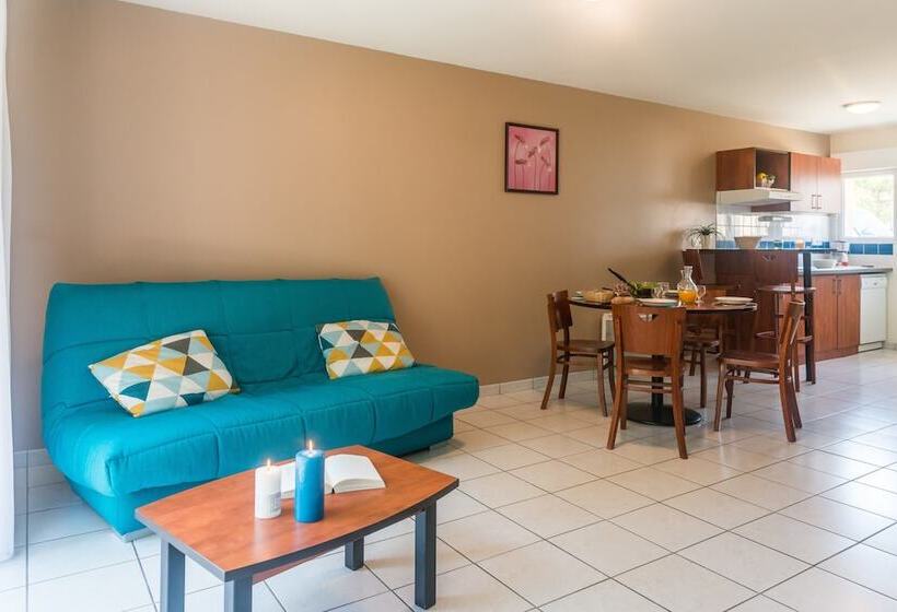 带3个卧室的公寓, Comfort Aparthotel Nantes La Beaujoire