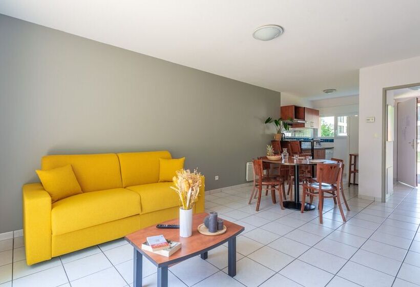 带2个卧室的公寓, Comfort Aparthotel Nantes La Beaujoire