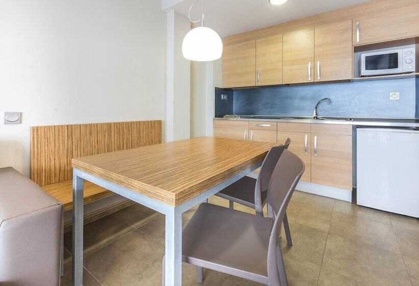 带1个卧室的带阳台的公寓, Aparthotel Odissea Park