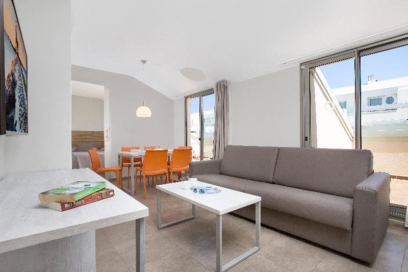 Апартаменты 2 Спальни, Aparthotel Odissea Park