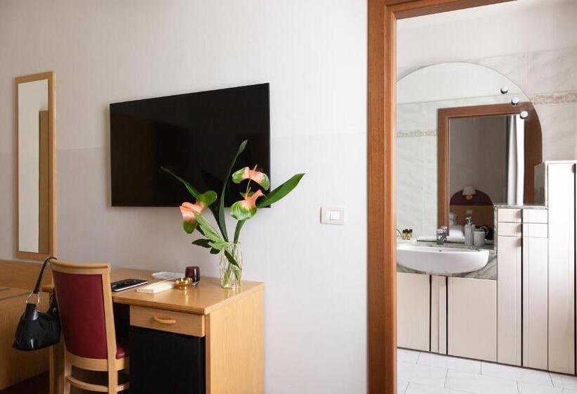 اتاق استاندارد, Aramis Rooms