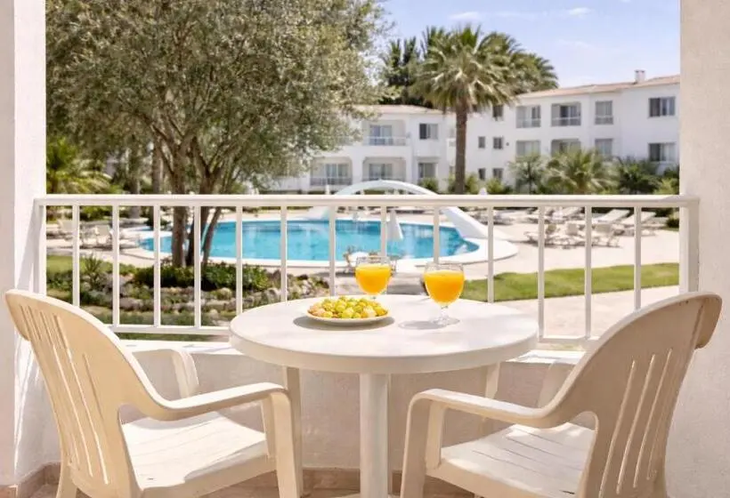 آپارتمان 1 خوابه با چشم‌انداز استخر, Cabot Club Torreblanca