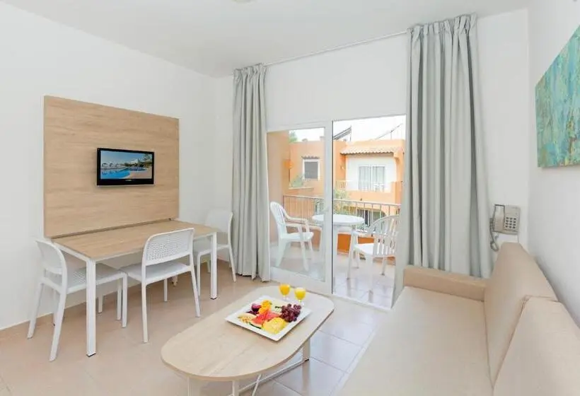 آپارتمان 1 خوابه با چشم‌انداز استخر, Cabot Club Torreblanca