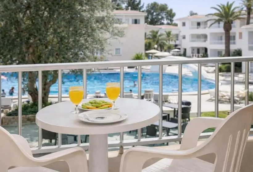 آپارتمان 1 خوابه با چشم‌انداز استخر, Cabot Club Torreblanca
