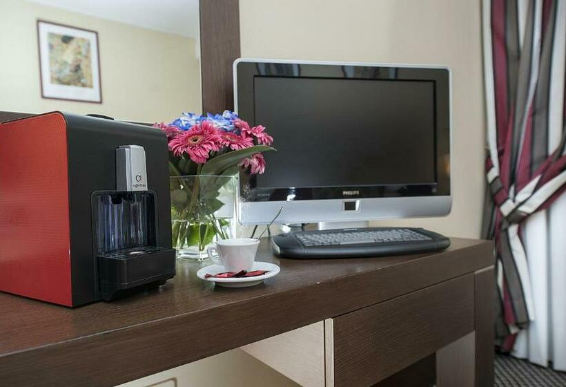 اتاق استاندارد, Cardinal Hotel St. Peter