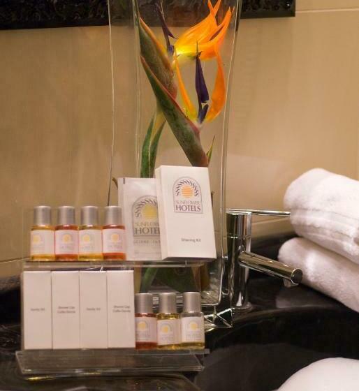 اتاق استاندارد سه نفره, Cardinal Hotel St. Peter