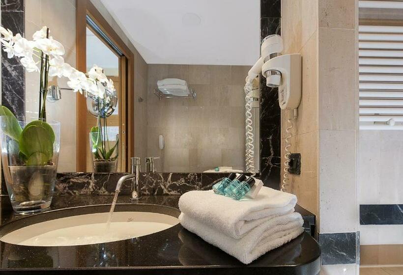 اتاق استاندارد, Cardinal Hotel St. Peter