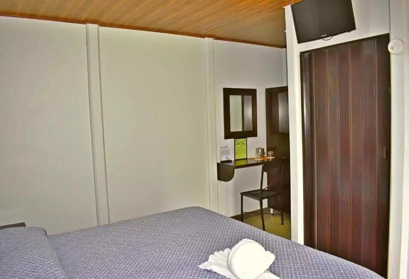 اتاق استاندارد, Arenal Country Inn