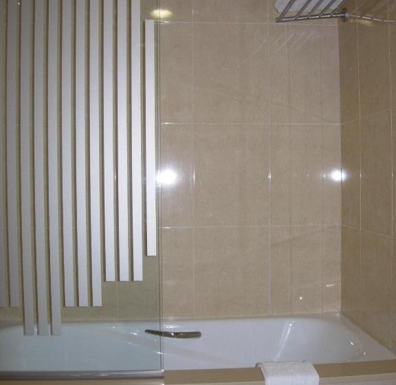 ファミリールーム, Arteixo