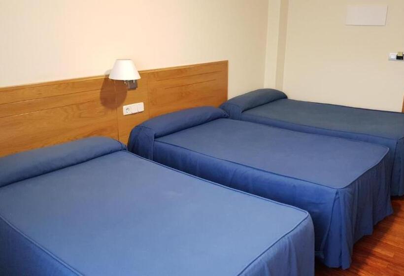 トリプルクラシックルーム, Arteixo