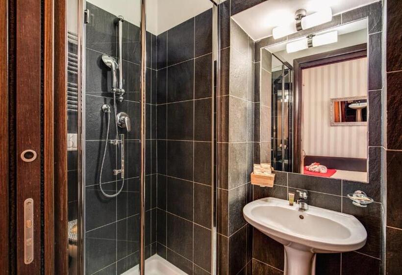 חדר סטנדרט יחיד, Auditorium Mecenate