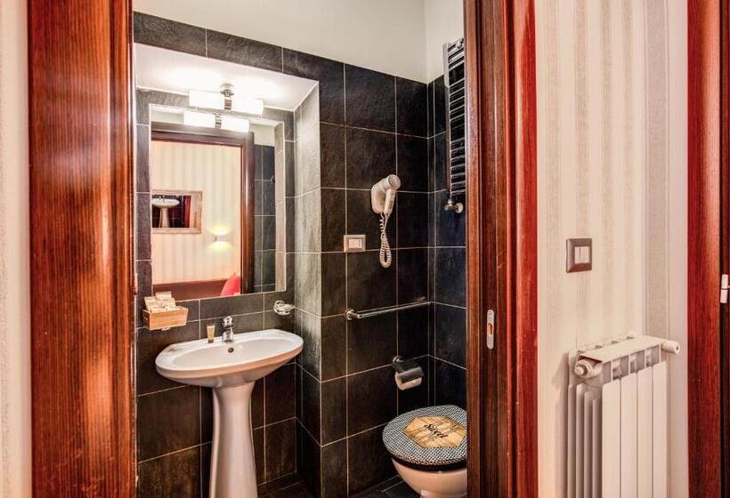 חדר סטנדרט יחיד, Auditorium Mecenate