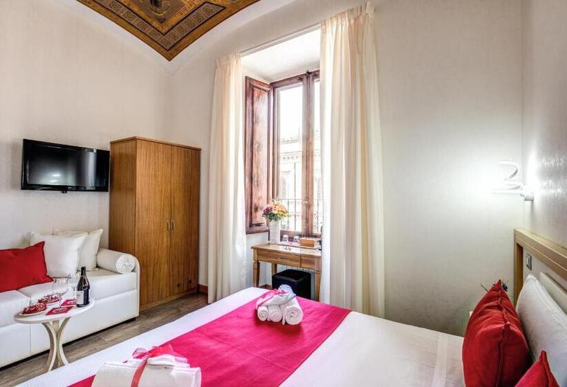 חדר סטנדרט לשלושה, Auditorium Mecenate