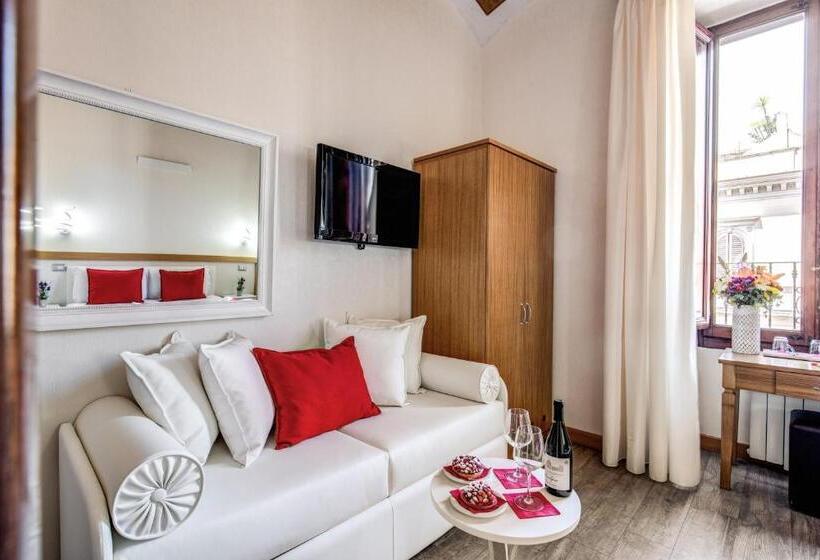 חדר סטנדרט לשלושה, Auditorium Mecenate