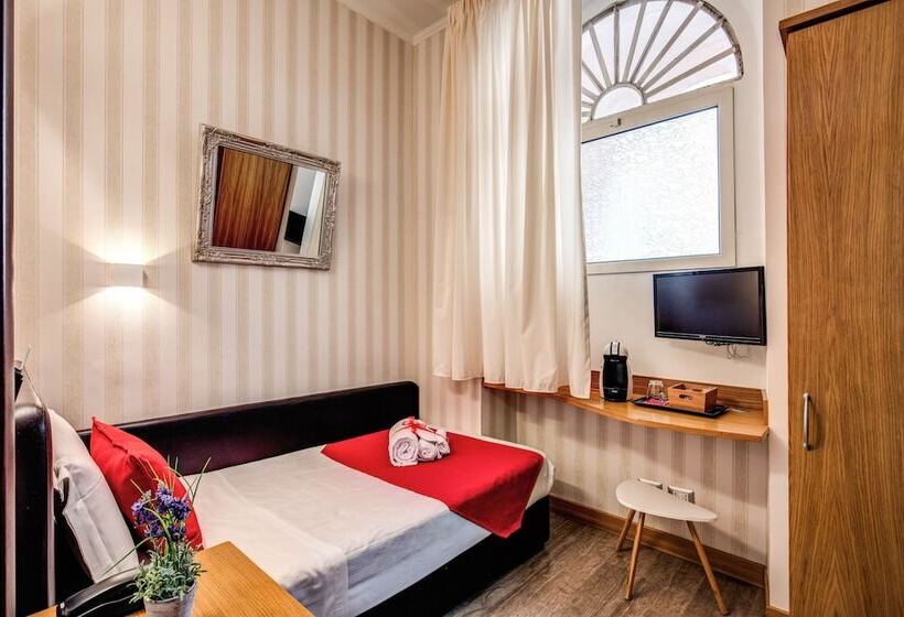 חדר סטנדרט יחיד, Auditorium Mecenate