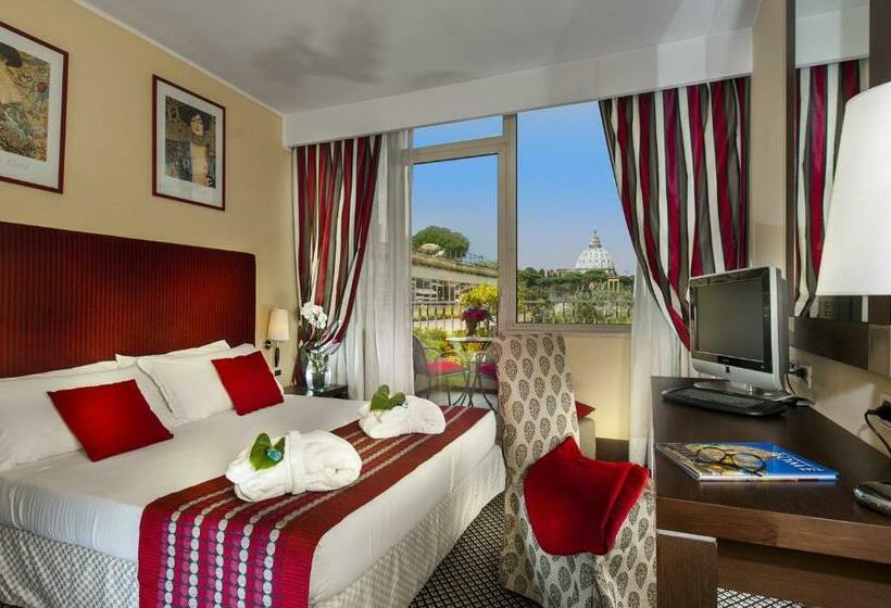 Superior Room with Terrace, Cardinal Hotel St. Peter