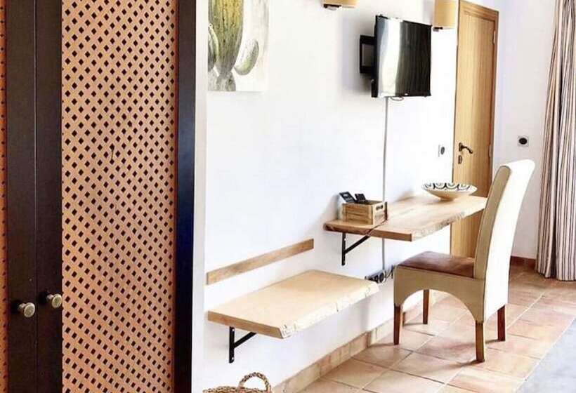 غرفة قياسية, Cortijo El Paraiso