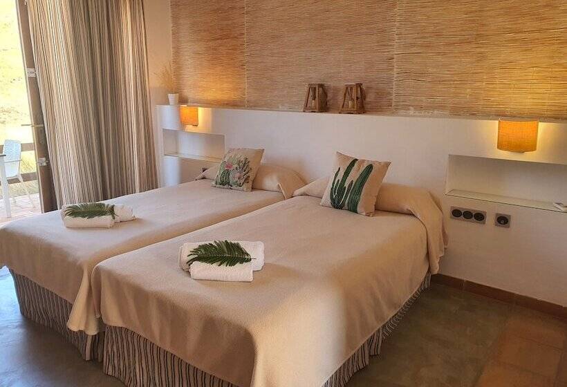 غرفة قياسية, Cortijo El Paraiso