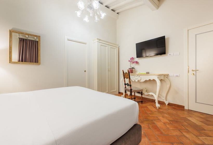 اتاق استاندارد, Embassy