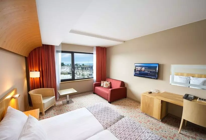اتاق استاندارد با چشم‌انداز دریا, Hestia Hotel Europa