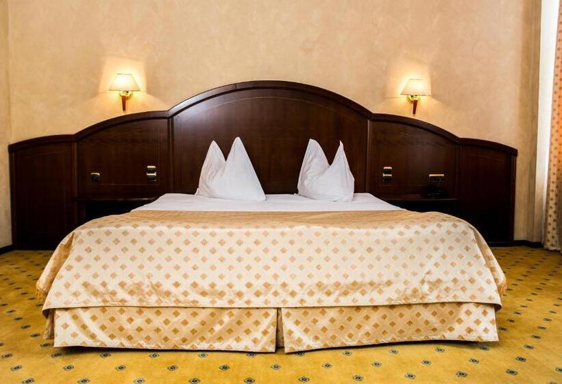 غرفة قياسية فردية, Imperial Inn