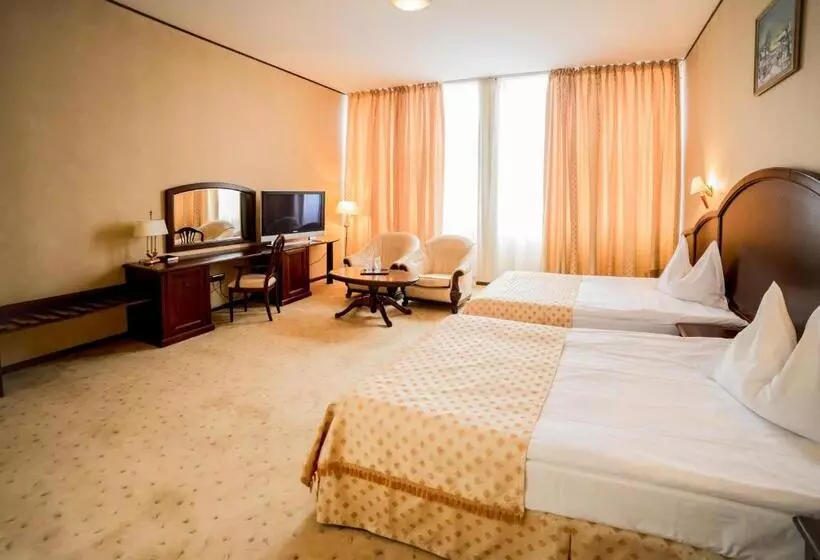 اتاق استاندارد, Imperial Inn