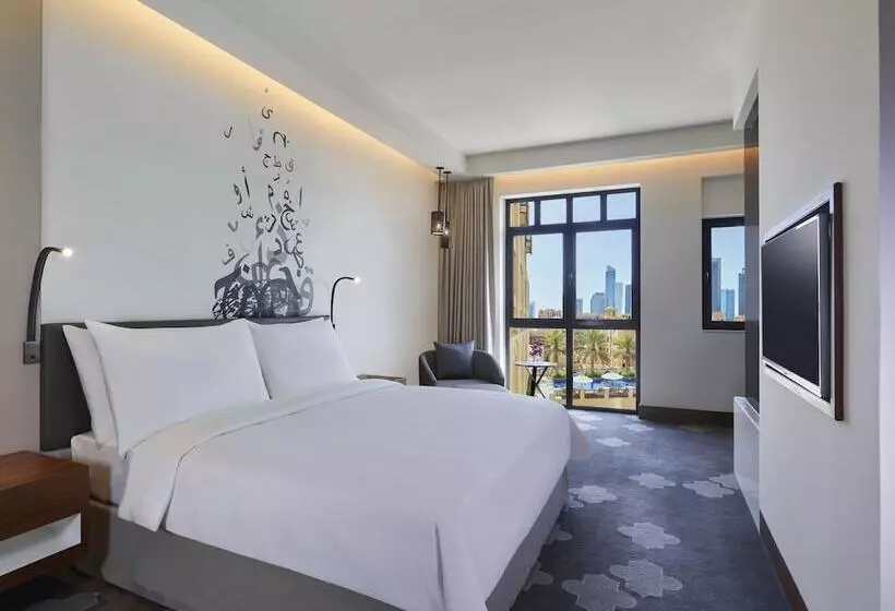 اتاق لوکس با چشم‌انداز استخر, The Heritage Hotel, Autograph Collection