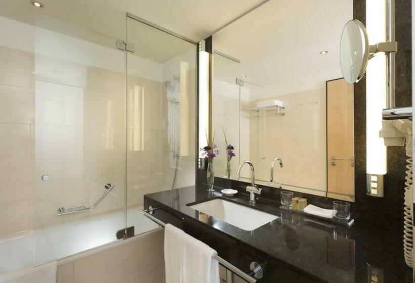 클래식 룸, Maritim Hotel Düsseldorf