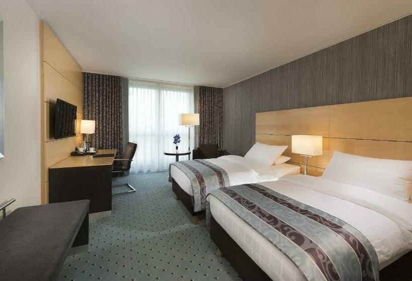 클래식 룸, Maritim Hotel Düsseldorf