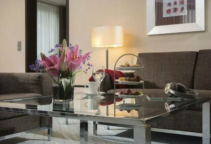 سوییت جونیور, Maritim Hotel Düsseldorf