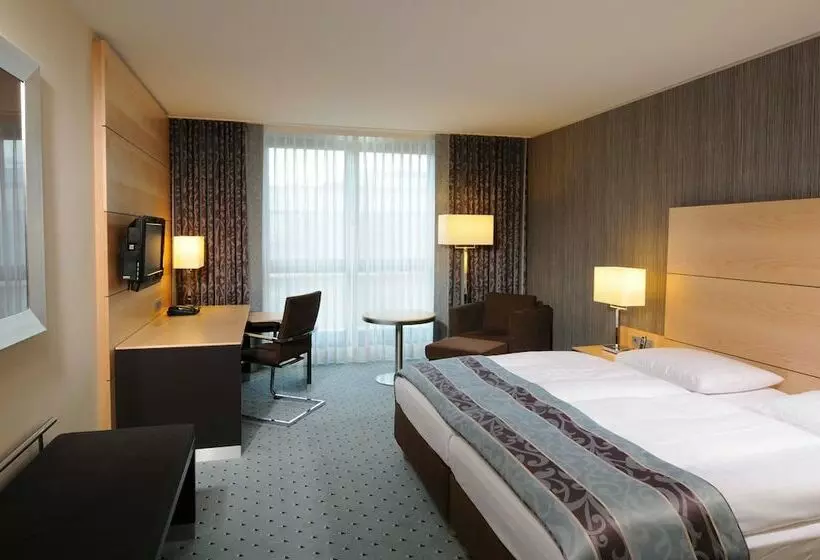 اتاق سوپریور, Maritim Hotel Düsseldorf
