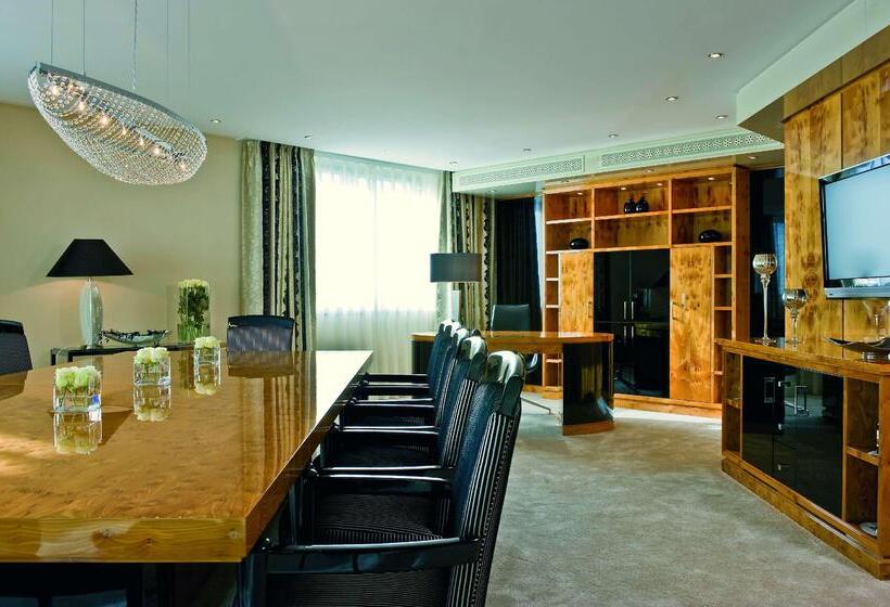 스탠다드 룸, Maritim Hotel Düsseldorf