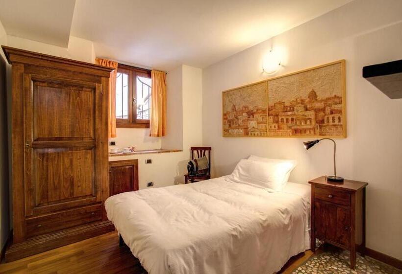 חדר סטנדרט יחיד, Residenza Domizia