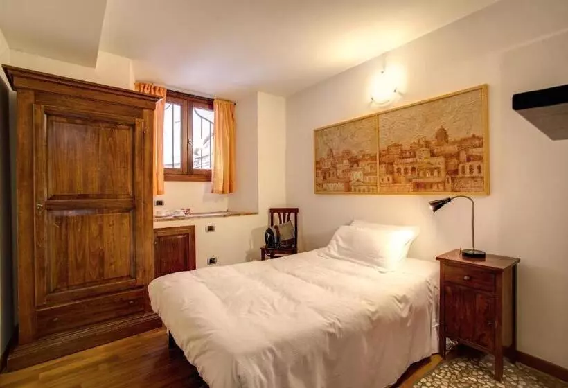 اتاق استاندارد یک نفره, Residenza Domizia
