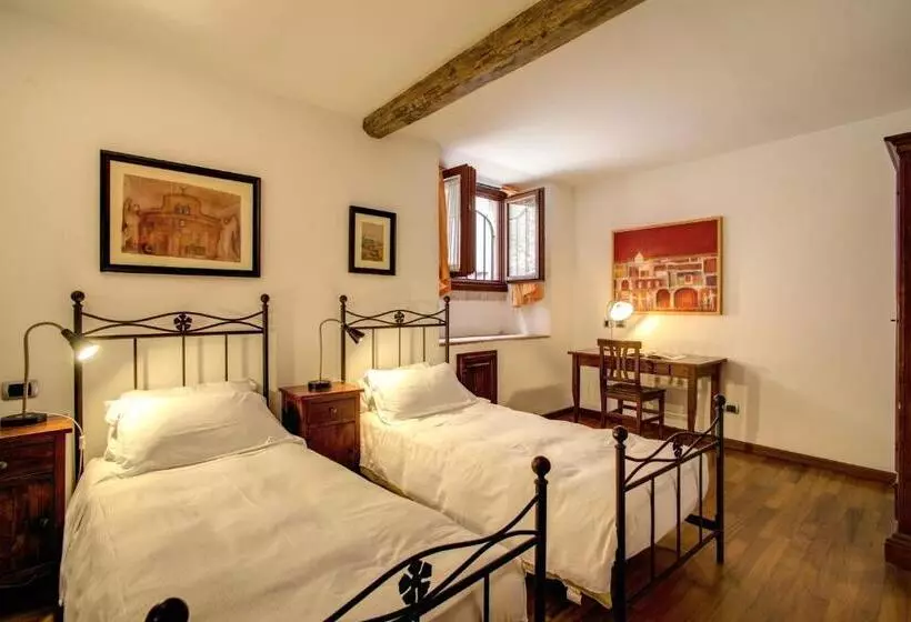 اتاق استاندارد سه نفره, Residenza Domizia
