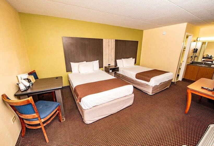 带2个双人床的标准工作室, River Place Inn