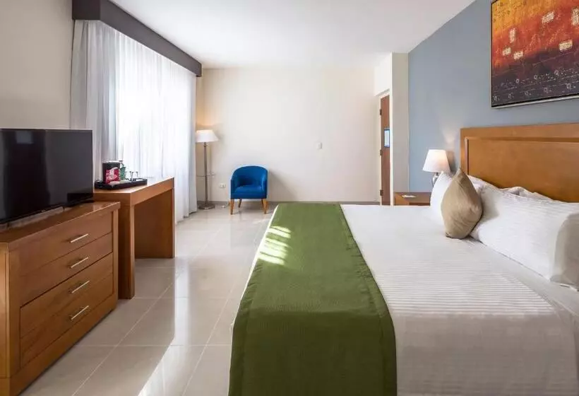 キングサイズベッドのスイートルーム, Wyndham Garden Playa Del Carmen